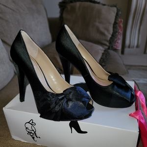 Paris Hilton | Shoes | Paris Hilton Destiny Black Satin Bow Heels | Poshmark